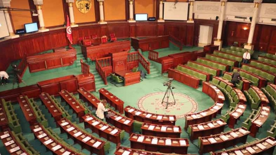     البرلمان يُصادق على مشروع قانون بطاقة التعريف الوطنية البيومترية