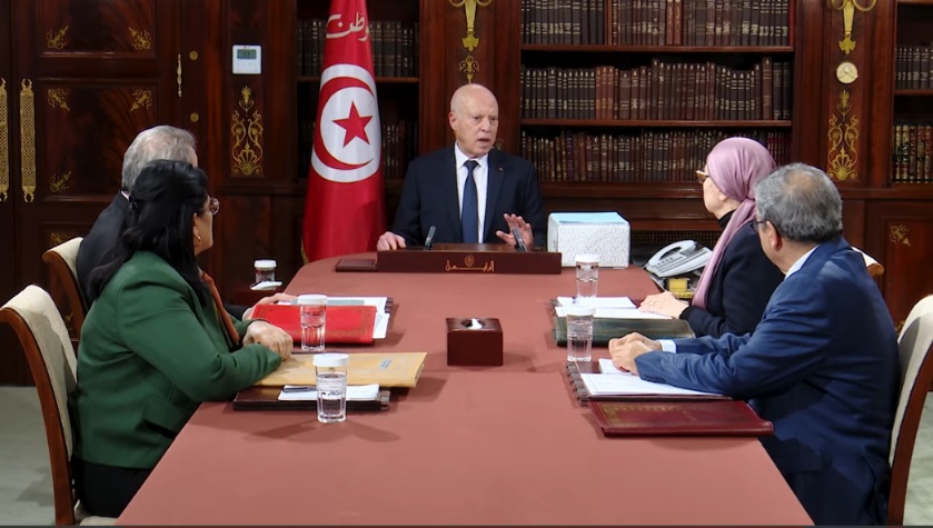 رئيس الجمهورية يدعو محافظ البنك المركزي لاتخاذ الاجراءات لمراقبة مصادر أموال الجمعيات المُتدفقة من الخارج