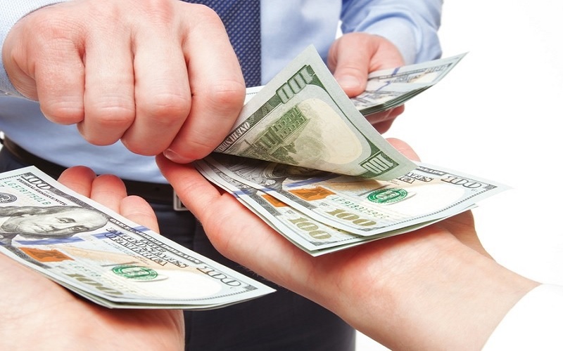 البنك المركزي التونسي يُشدد إجراءات التحويلات المالية.. الأسباب والتداعيات؟