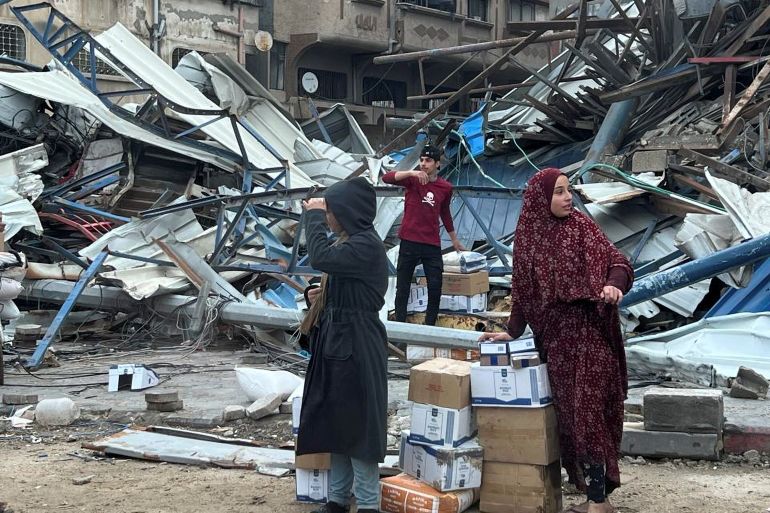 مجز.ر.ة إسر.ائيلية تستهدف لجانا عشائرية تؤَمّن توزيع المساعدات عند دوار الكويت بغز.ة