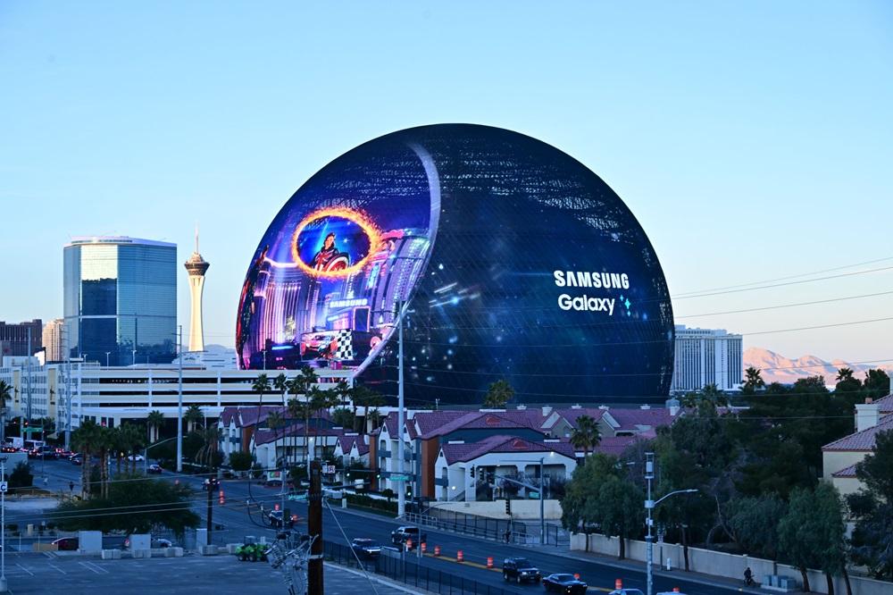 سامسونج تُتيح ميّزات Galaxy AI في المزيد من أجهزة Galaxy