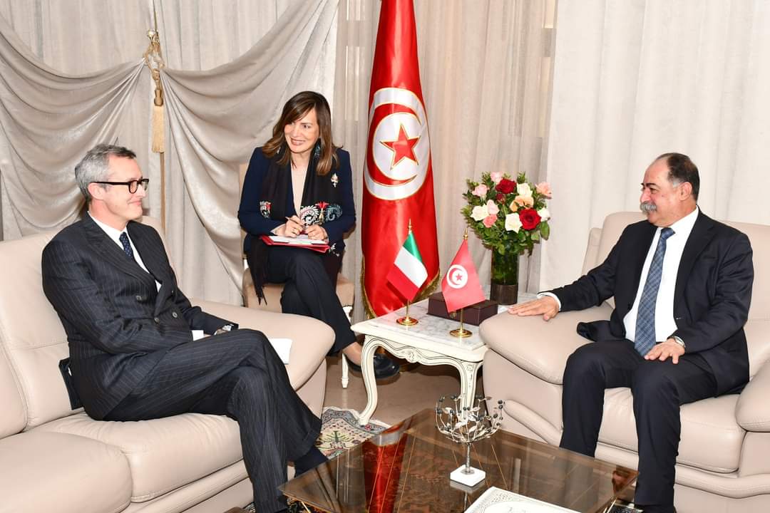 الشراكة بين وزارتي داخلية تونس وايطاليا والهجرة غير النظامية ابرز محاور لقاء وزير الداخلية بالسفير الايطالي