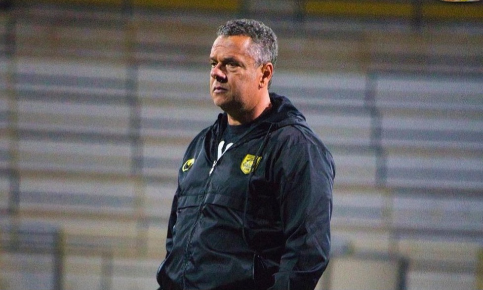  هيئة النادي البنزرتي تمدد عقد الكنزاري 