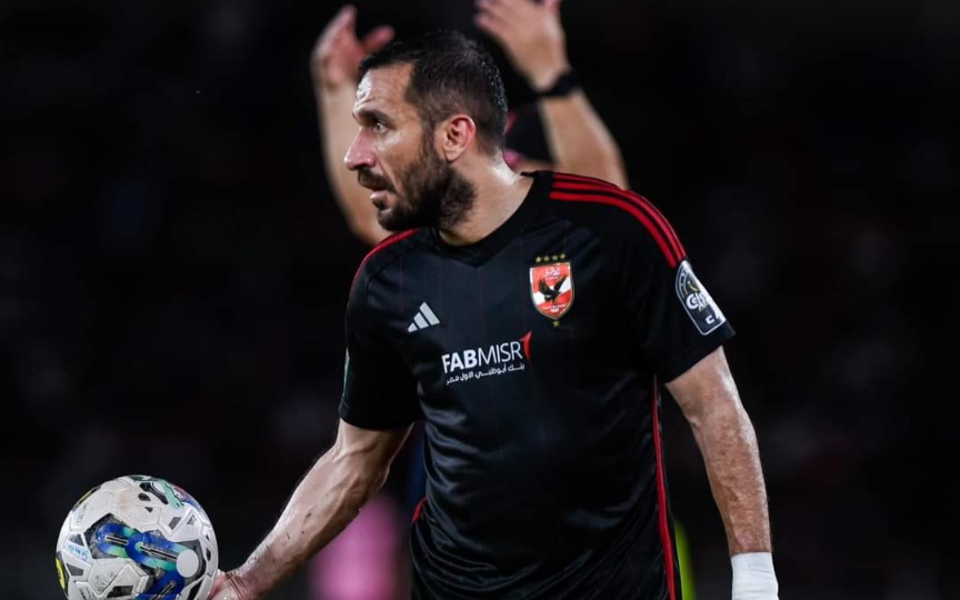  الكشف عن تفاصيل عرض الأهلي لتجديد عقد معلول 