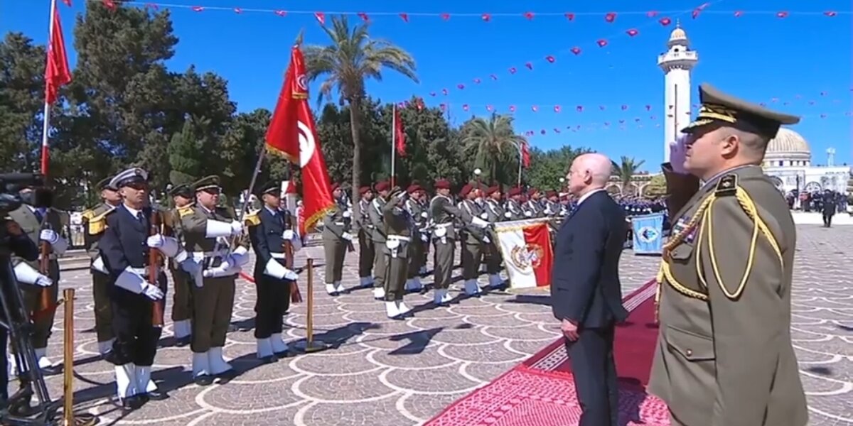 رئيس الجمهورية يزور ضريح الرئيس الراحل الحبيب بورقيبة بالمنستير 