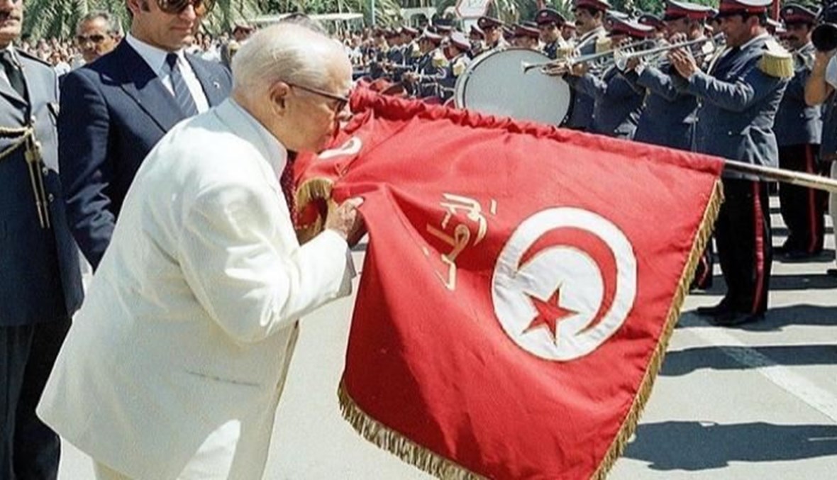 اليوم الذكرى 24 لوفاته ..  بورقيبة الظاهرة التي لم تخمد بعوامل الزمن والسياسة والتاريخ