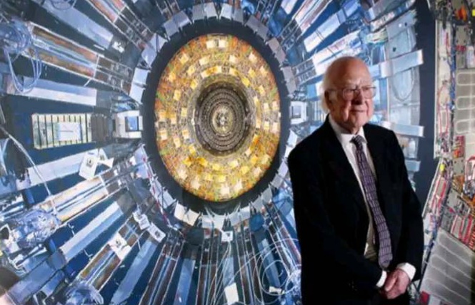 وفاة العالم البريطاني بيتر هيجز الحائز على جائزة نوبل في الفيزياء
