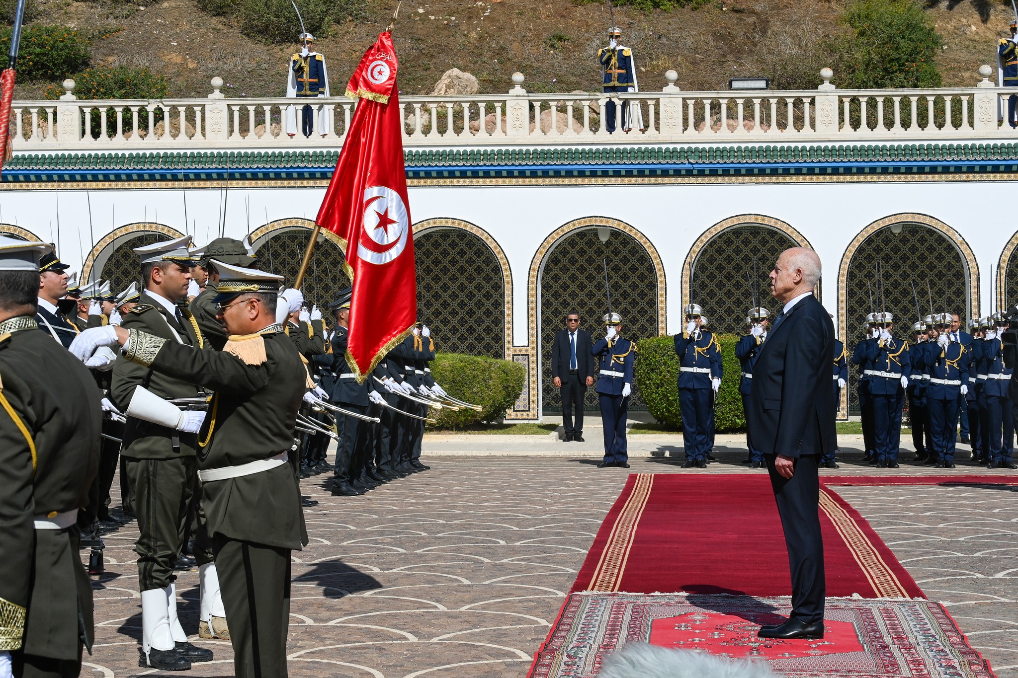 سعيد في عيد قوات الأمن:  تونس تواجه تحديات مصيرية لكن مصيرنا بأيدينا