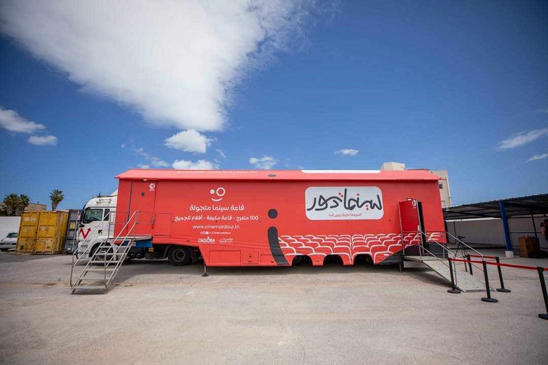 سينما تدور .. أول قاعة سينما متنقلة وعرض 350 فيلما بأسعار منخفضة