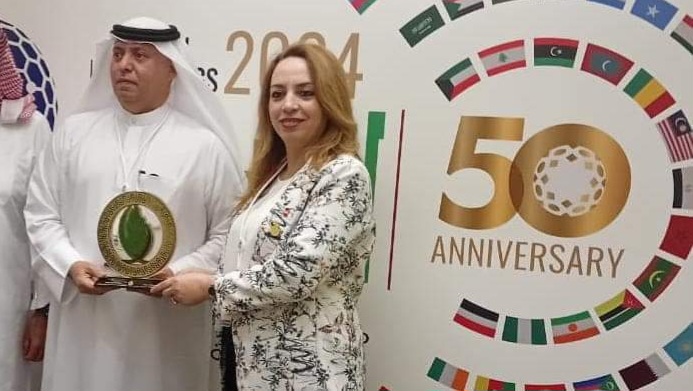  في ختام زيارتها إلى السعودية..وزيرة الإقتصاد توقع مع رئيس البنك الإسلامي للتنمية اعلان تمويل بقيمة 60 مليون دولار