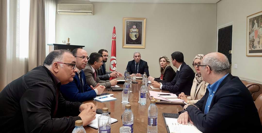 وزير السياحة يدعو لضبط جدول زمني لتنفيذ القرارات المنبثقة عن الزيارات الميدانية ومتابعتها