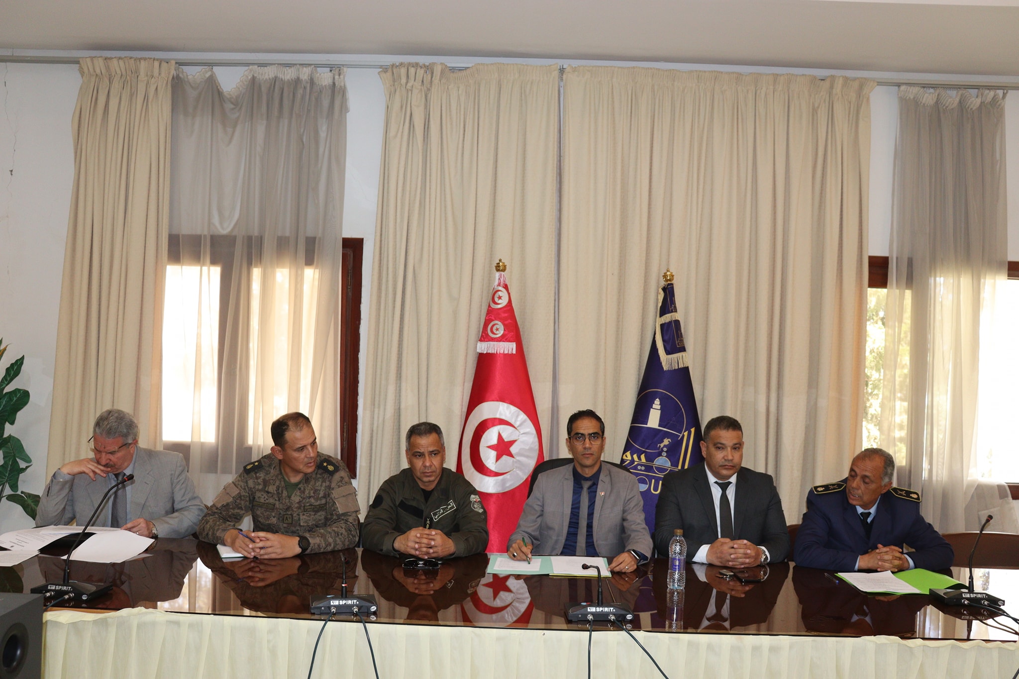 القيروان..جلسة عمل لمتابعة الإستعدادات لحماية الثروة الفلاحية والغابية من الحرائق