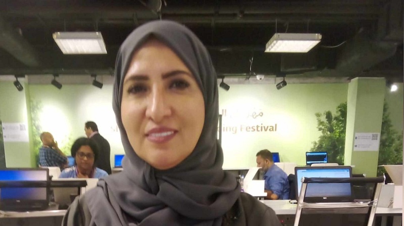 عائشة الزعابي رئيسة قسم البرامج التعليمية في الأرشيف والمكتبة الوطنية بالامارات لـ"الصباح":  وجدنا اقبالا كبيرا..وبرامجنا تهدف إلى تعزيز هويتنا