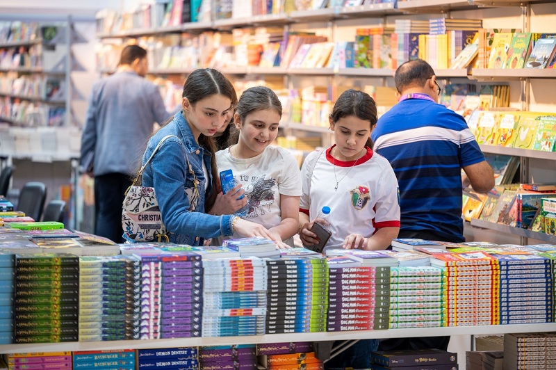 "مهرجان الشارقة القرائي للطفل" في دورته  الـ15:   تنوع  العروض..والذكاء الاصطناعي تحت مجهر الخبراء