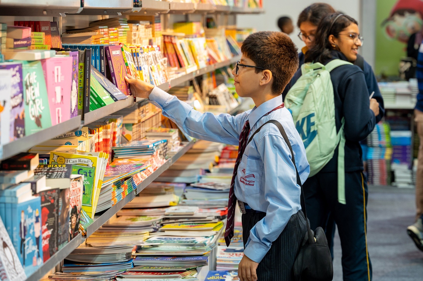  مهرجان الشارقة القرائي للطفل ينفتح على محيطه..   أنشطة في المدارس ومتابعة للمتفوقين والشخصيات الملهمة