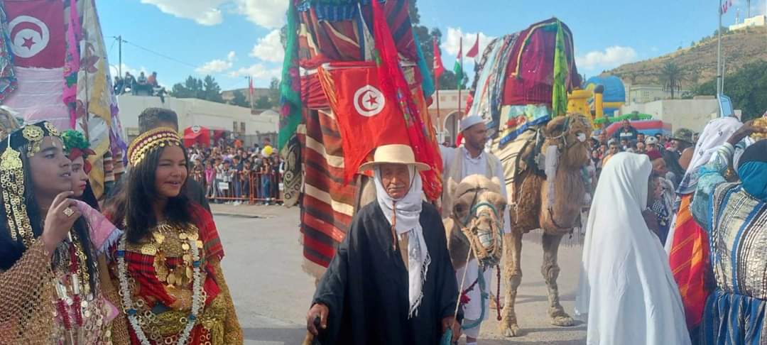مهرجان مطماطة الدولي:أجواء احتفالية على إيقاع أفراح الأجداد