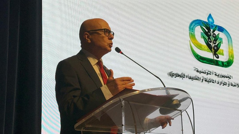 عبد المنعم بلعاتي :  وزارة الفلاحة خطت خطوة كبيرة حتى تعود الإدارة إلى دورها 