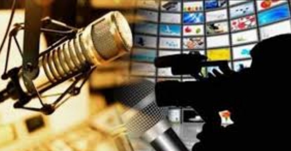 لخبطة.. تشنج وخيار المواجهة المسيطر ..  قطاع الاعلام ومهنة الصحافة على رمال متحركة