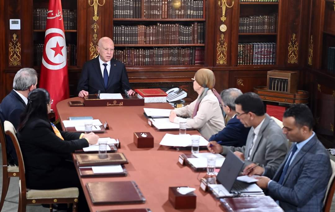 رئيس الجمهورية يأذن بعرض مشروع نتقيح الفصل 411 من المجلة التجارية على مجلس الوزراء بداية الأسبوع المقبل