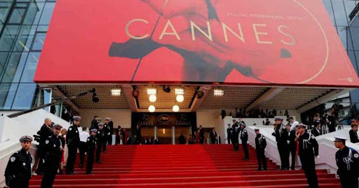 بالمناسبة..     تلك اللحظات التي تفتقر إليها مناسباتنا