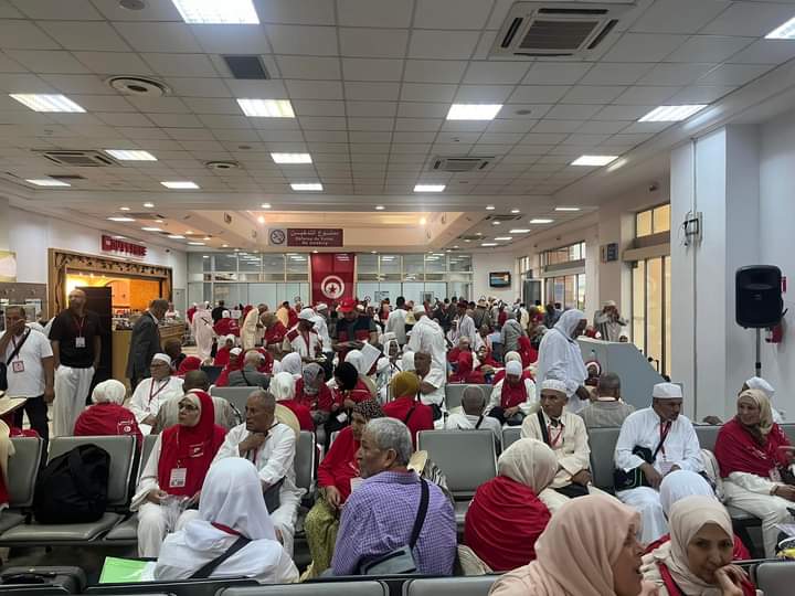 إنطلاق أولى رحلات الحجيج من مطار صفاقس-طينة نحو البقاع المقدسة