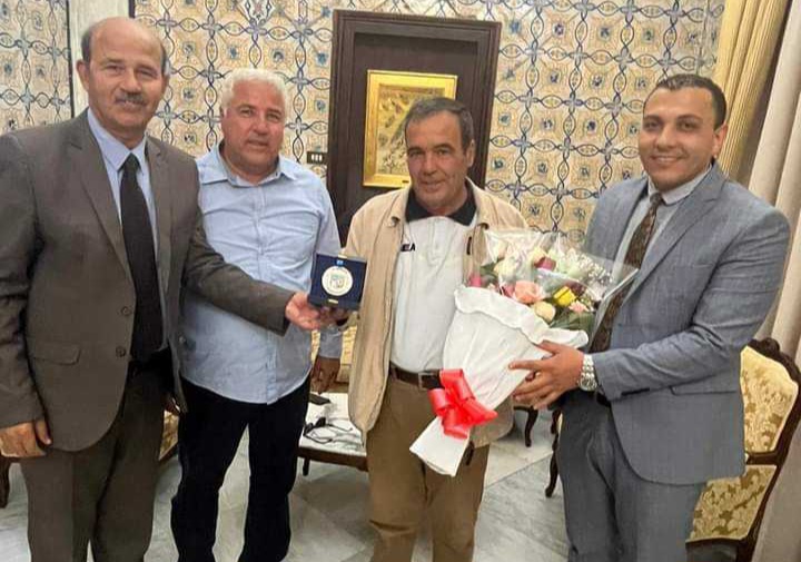 اللاعب الدولي محمد الهادي البياري في ضيافة بلدية اريانة