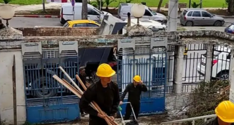 المدير العام للهندسة العسكرية:"المسبح البلدي بالبلفيدير سيكون جاهزا خلال موفى شهر اكتوبر القادم" 