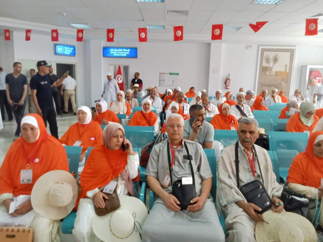 انطلاق رحلة الحجيج من مطار قفصة في اتجاه المدينة المنورة 