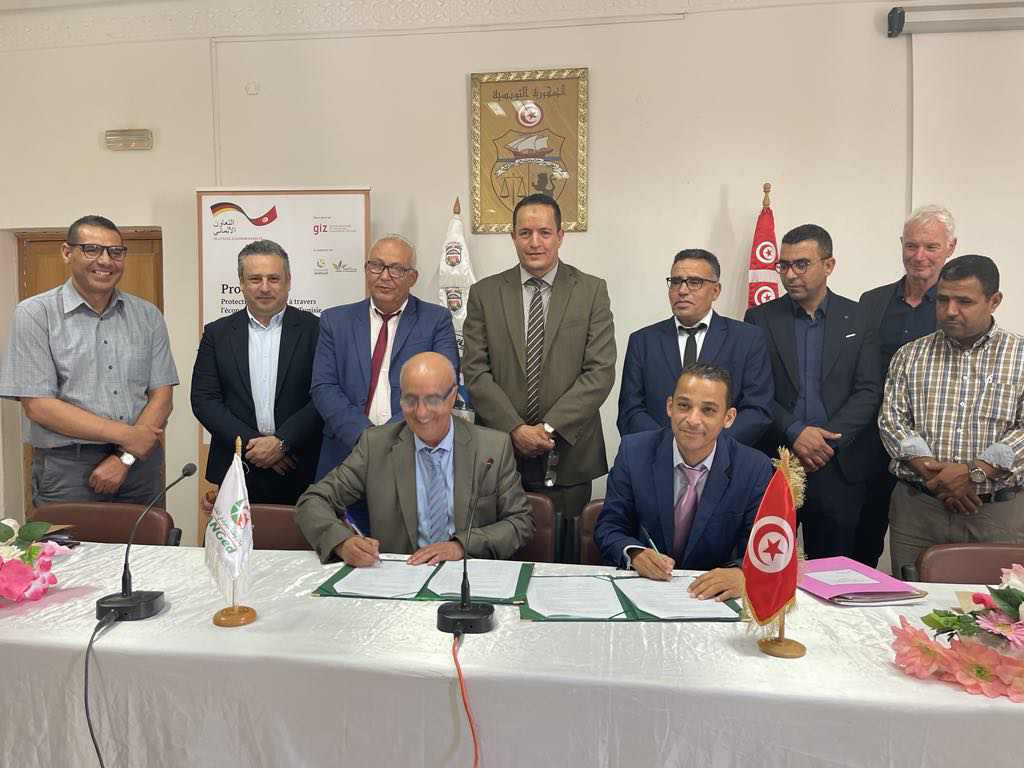 صور/ قفصة .. اتفاقية شراكة مع بلديتي القطار و السند في مجال الاقتصاد الدائري