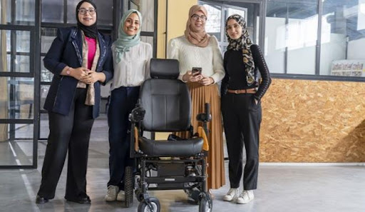 فريق من المخترعات التونسيات يبلغن التصفيات النهائية لجائزة المخترعين الشبان لسنة 2024