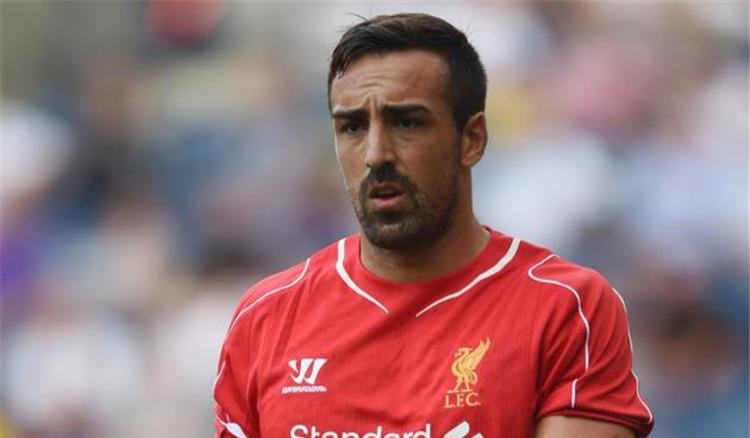 لاعب ليفربول ينصح صلاح: اترك الفريق.. والحق برونالدو في السعودية