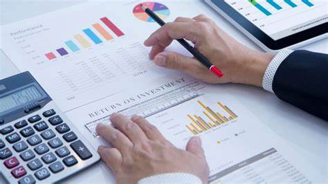 على هامش منتدى الاستثمار:  أكثر من 900 مليون دينار لإنقاذ المؤسسات الصغرى والمتوسطة المتعثرة في تونس