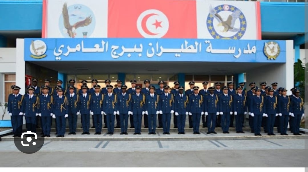 مدرسة الطيران ببرج العامري .. من هنا تمر الريادة والتميز في عالم الطيران