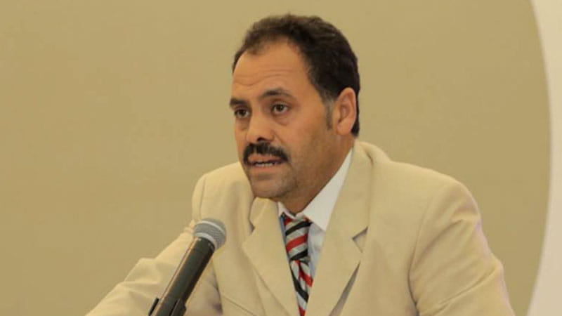 أن تتخيل جبلا يذهب إلى حديقة