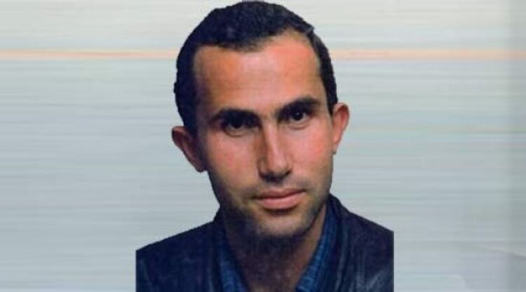 شملت وزيرا سابقا وإطارات أمنية.. قتل المهندس مروان بن زينب ورمي جثته في "السكة" اليوم أمام القضاء