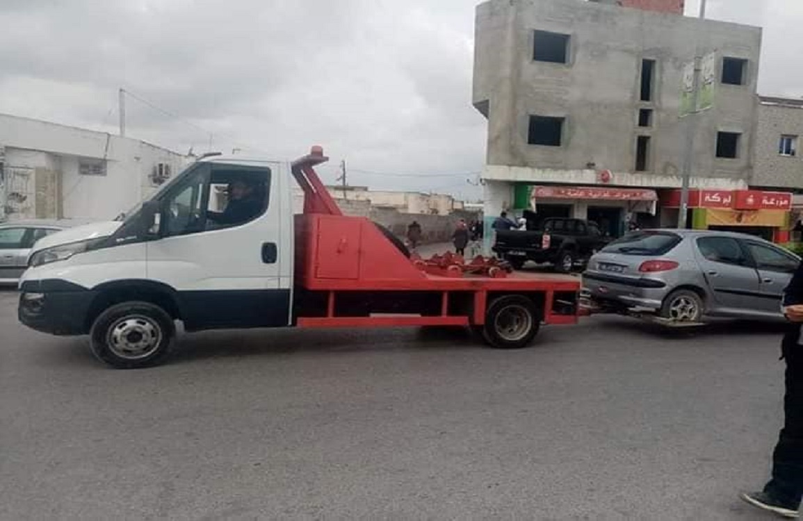 بين ابتزاز "مافيا" المآوي العشوائية وكابوس "الشنقال" و"الصابو"..    إيواء سيارة في العاصمة أشبه بالمعجزة.. من المسؤول؟