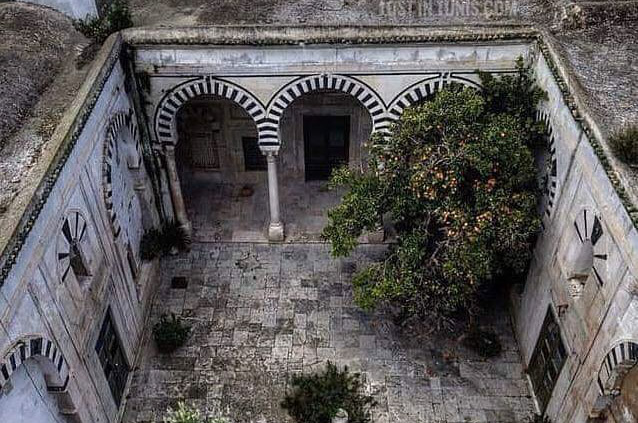  زطلة".. دعارة وجرائم بالجملة..  منازل مهجورة تحولت إلى بؤر للجريمة..وأوكار لتخفي المجرمين
