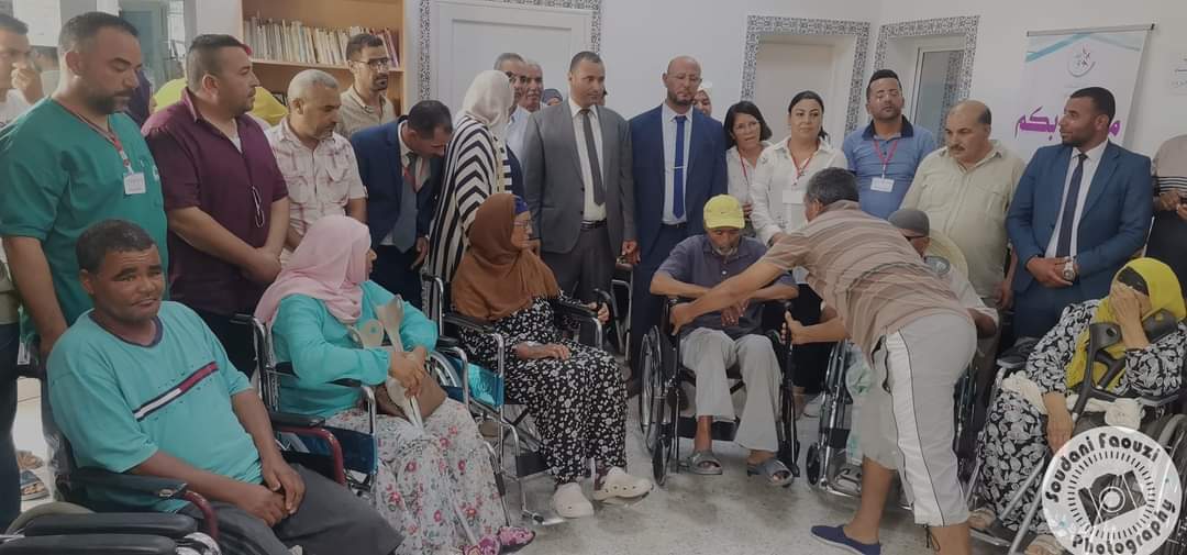 استفاد من تدخلاتها 500 مواطن .. قافلة صحية متعددة الاختصاصات بمنطقة منزل ميمون استفاد من تدخلاتها 500 مواطن .. قافلة صحية متعددة الاختصاصات بمنطقة منزل ميمون