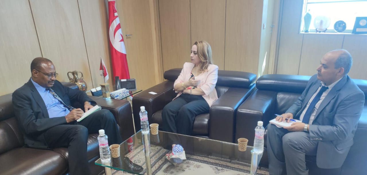 وزيرة الإقتصاد تلتقي بالمدير الإقليمي لشمال افريقيا باللجنة الإقتصادية الأفريقية