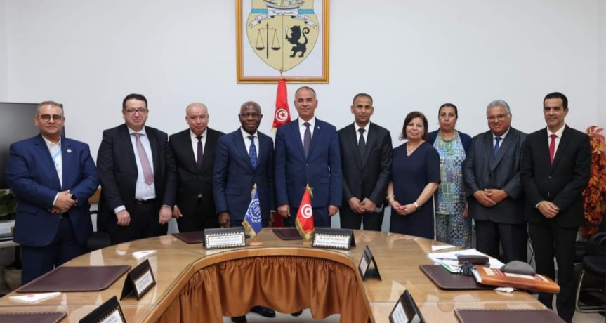 تعزيز علاقات التعاون والشراكة محور لقاء وزير الشؤون الاجتماعية بالمدير العام لمنظمة العمل الدولية