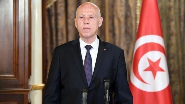 وفق التوقعات..   هل يعلن الرئيس ترشحه قبل وقت وجيز من غلق باب الترشحات؟