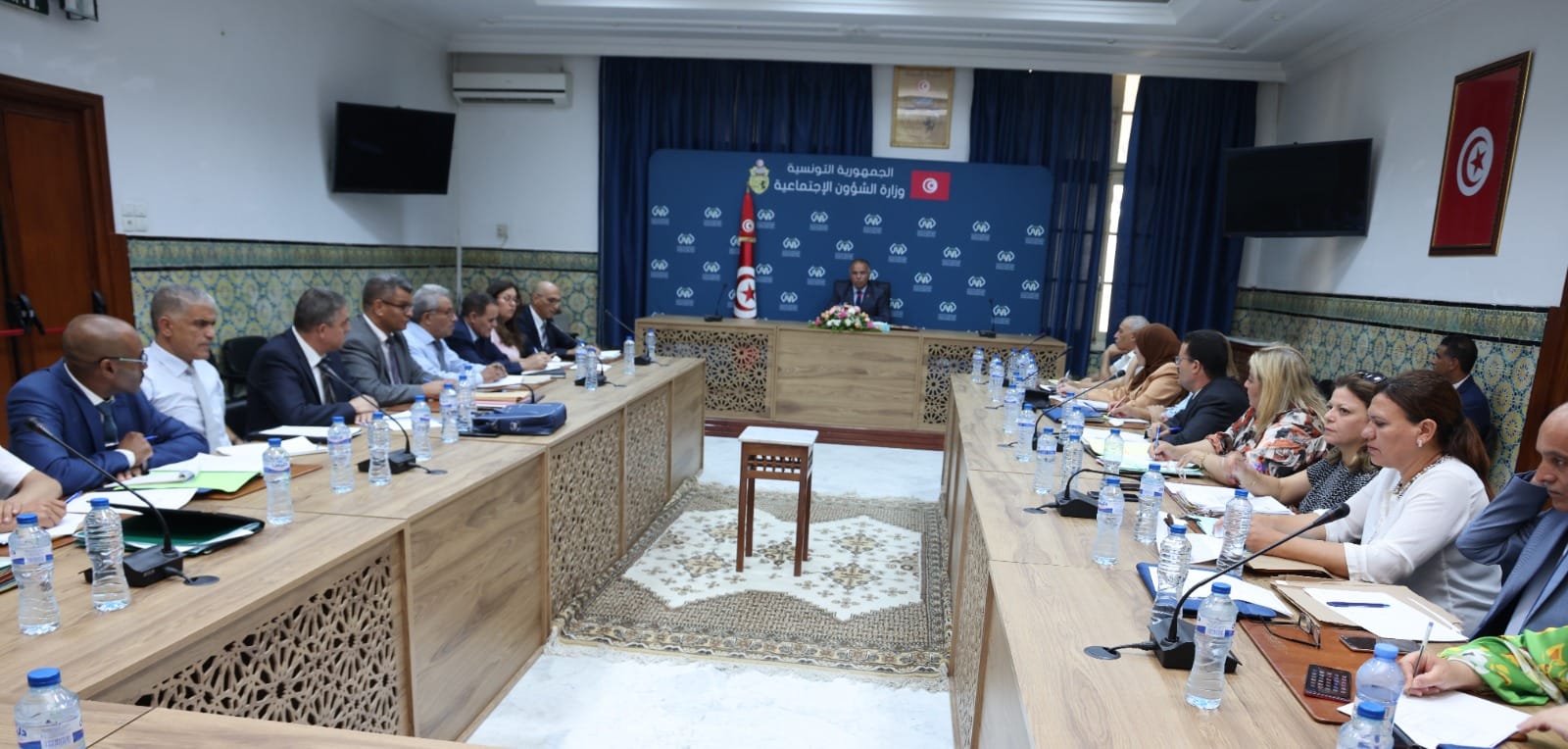 وزير الشؤون الاجتماعية يدعو إلى تطويع سياسات وبرامج الوزارة لتستجيب لتطلّعات وانتظارات المواطنين 
