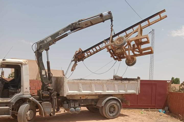  الشراردة.. حجز معدات حفر بئر عشوائية