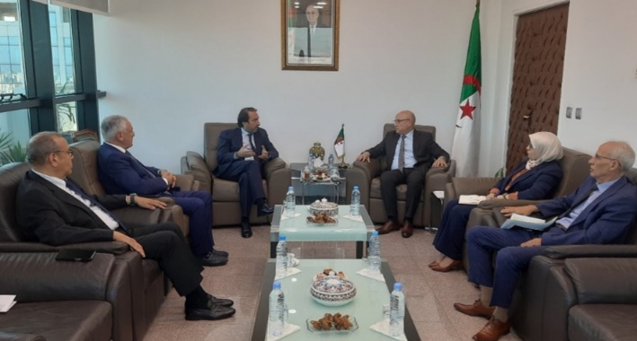 في لقائه برؤساء منظمات الأعراف بتونس والجزائر وليبيا..وزير التجارة وترقية الصادرات الجزائري يستعرض مزايا الاتفاقية المشتركة