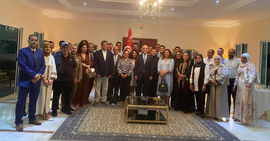 وزير الشؤون الخارجية يلتقي بنواكشوط بعدد من الكفاءات من ابناء الجالية التونسية