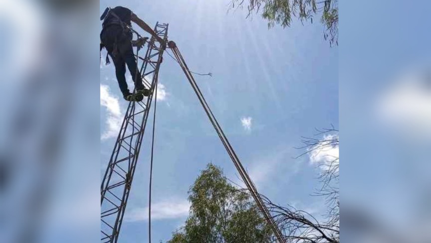 جندوبة ..إعادة النور الكهربائي ببعض المناطق جندوبة ..إعادة النور الكهربائي ببعض المناطق