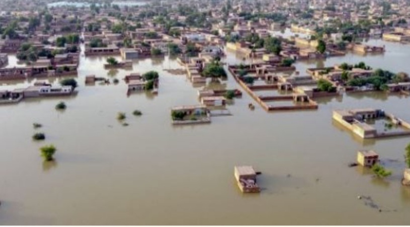 باكستان.. مصرع 209 أشخاص بسبب الأمطار 