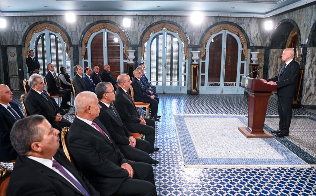 رئيس الجمهورية يؤكّد أنّ التحوير الوزاري كان "ضروريّا لتعطل دواليب الدولة و الأمن القومي"