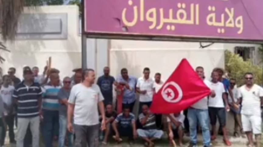 القيروان..سواق التاكسي الفردي يطالبون بتسريع إسناد الرخص النهائية القيروان..سواق التاكسي الفردي يطالبون بتسريع إسناد الرخص النهائية