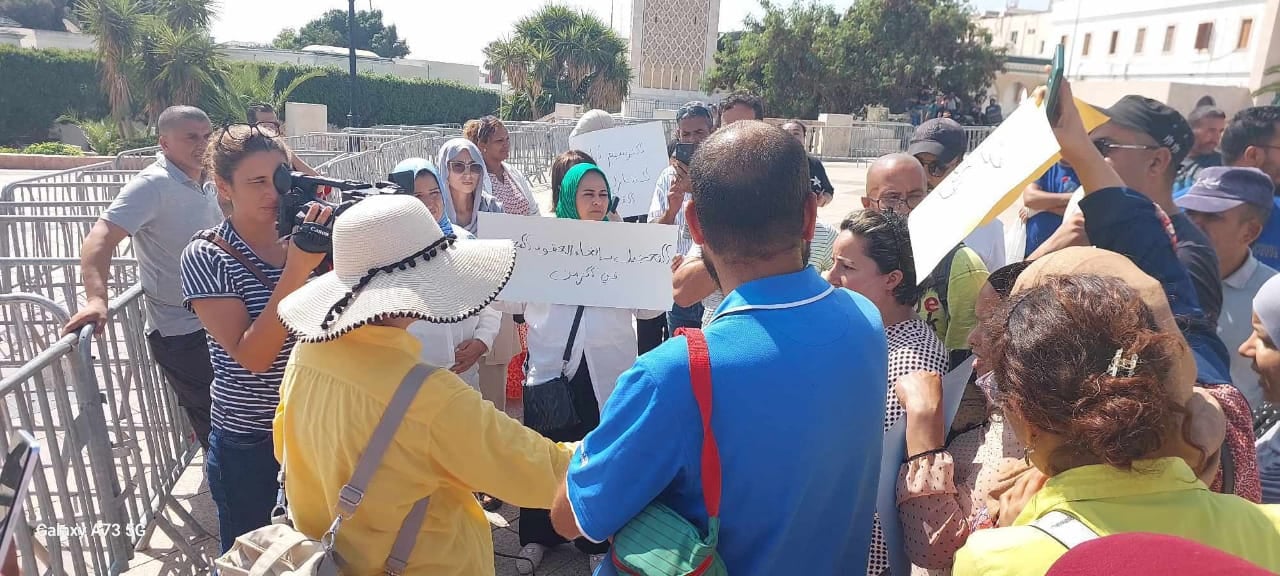 خلال تحرك بساحة القصبة.. عمال المناولة في القطاع العمومي يطالبون بتجسيد قرار الرئيس بإنهاء التشغيل الهش